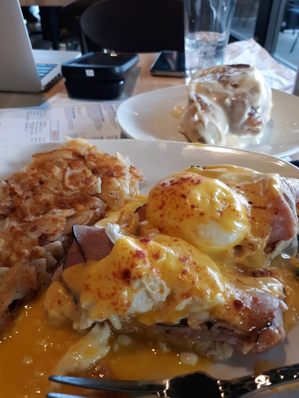 Yolk Cafe | restaurant | 20811 N Cave Creek Rd Ste #101, Phoenix, AZ 85024, USA | 6026109655 OR +1 602-610-9655