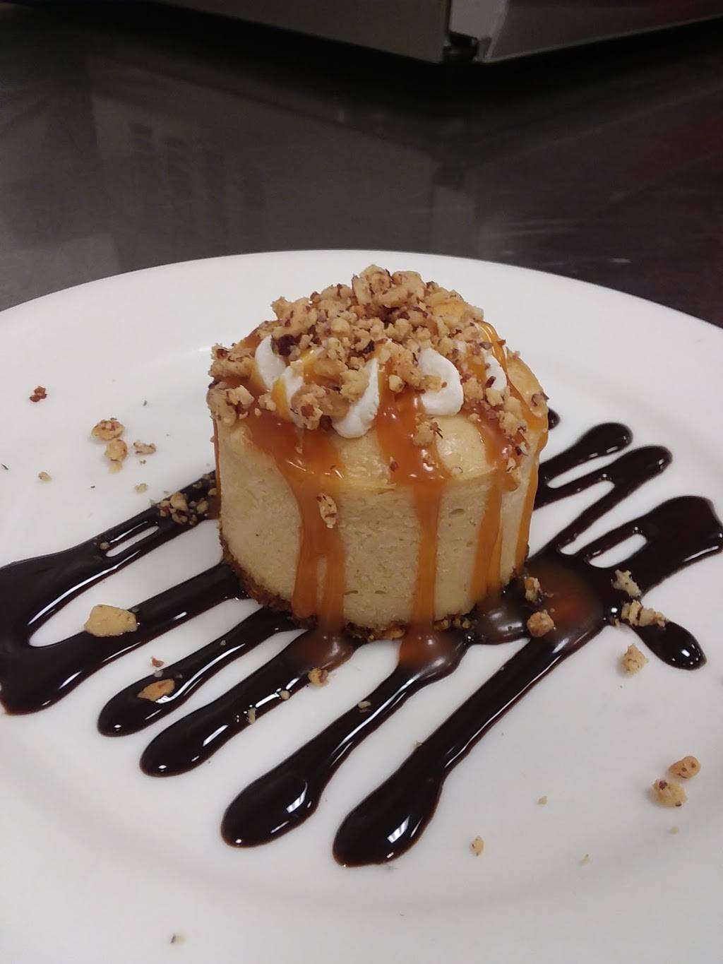 The James - An American Kitchen & Bar | restaurant | 100 Pine St, Williamsport, PA 17701, USA | 5703278500 OR +1 570-327-8500