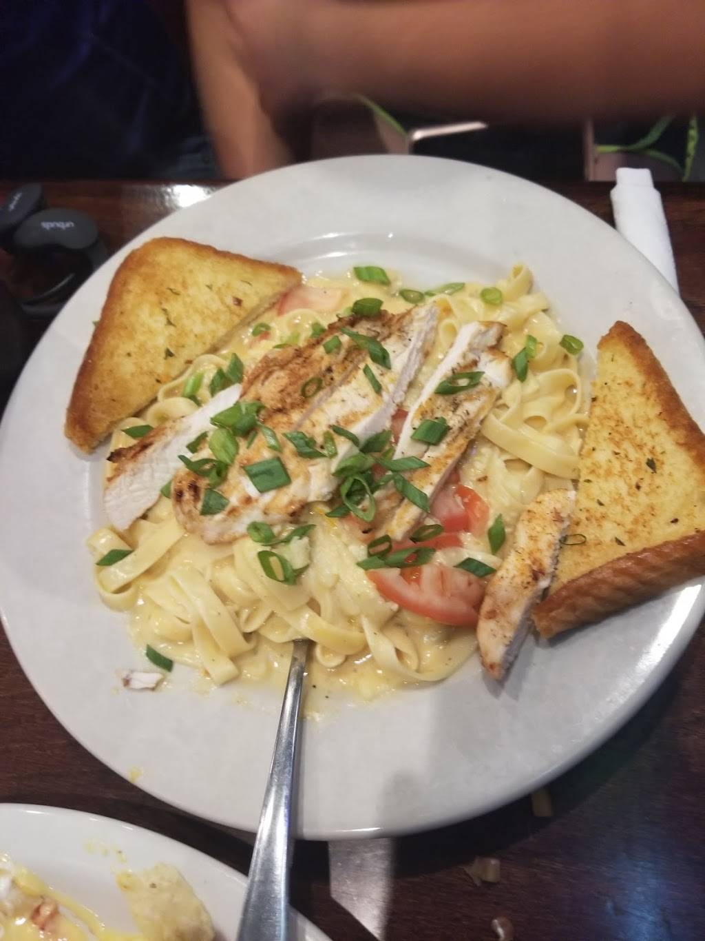 Tewbeleauxs | restaurant | 2907 Rayford Rd #101, Spring, TX 77386, USA | 2812923600 OR +1 281-292-3600