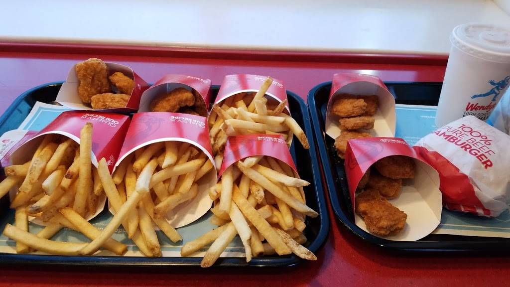 Wendys | restaurant | 10771 Gateway S Blvd, El Paso, TX 79924, USA | 9152297966 OR +1 915-229-7966