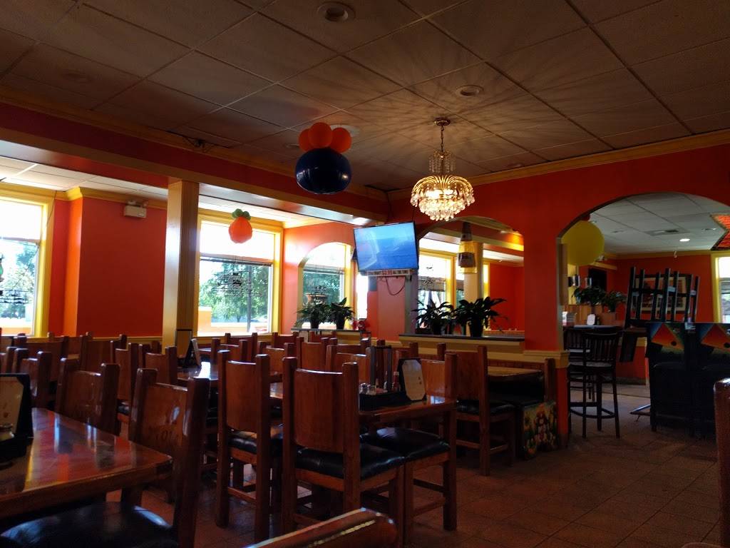 El Nopal | restaurant | 5444 New Cut Rd, Louisville, KY 40214, USA | 5023808447 OR +1 502-380-8447