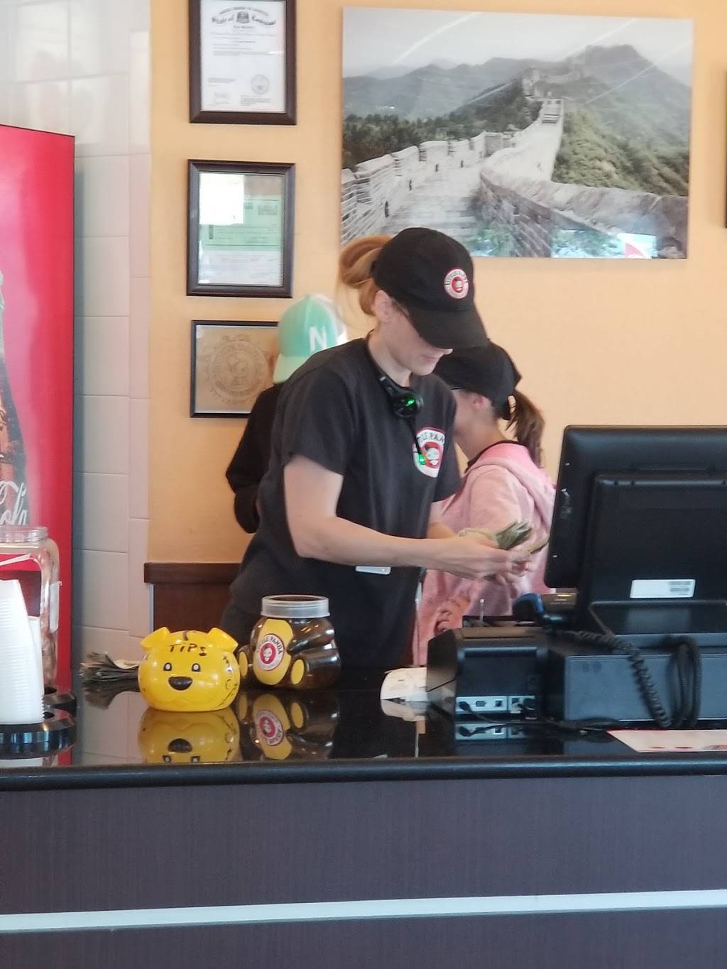 Little Panda Chinese Express | restaurant | 8402 W Judge Perez Dr, Chalmette, LA 70043, USA | 5043735533 OR +1 504-373-5533