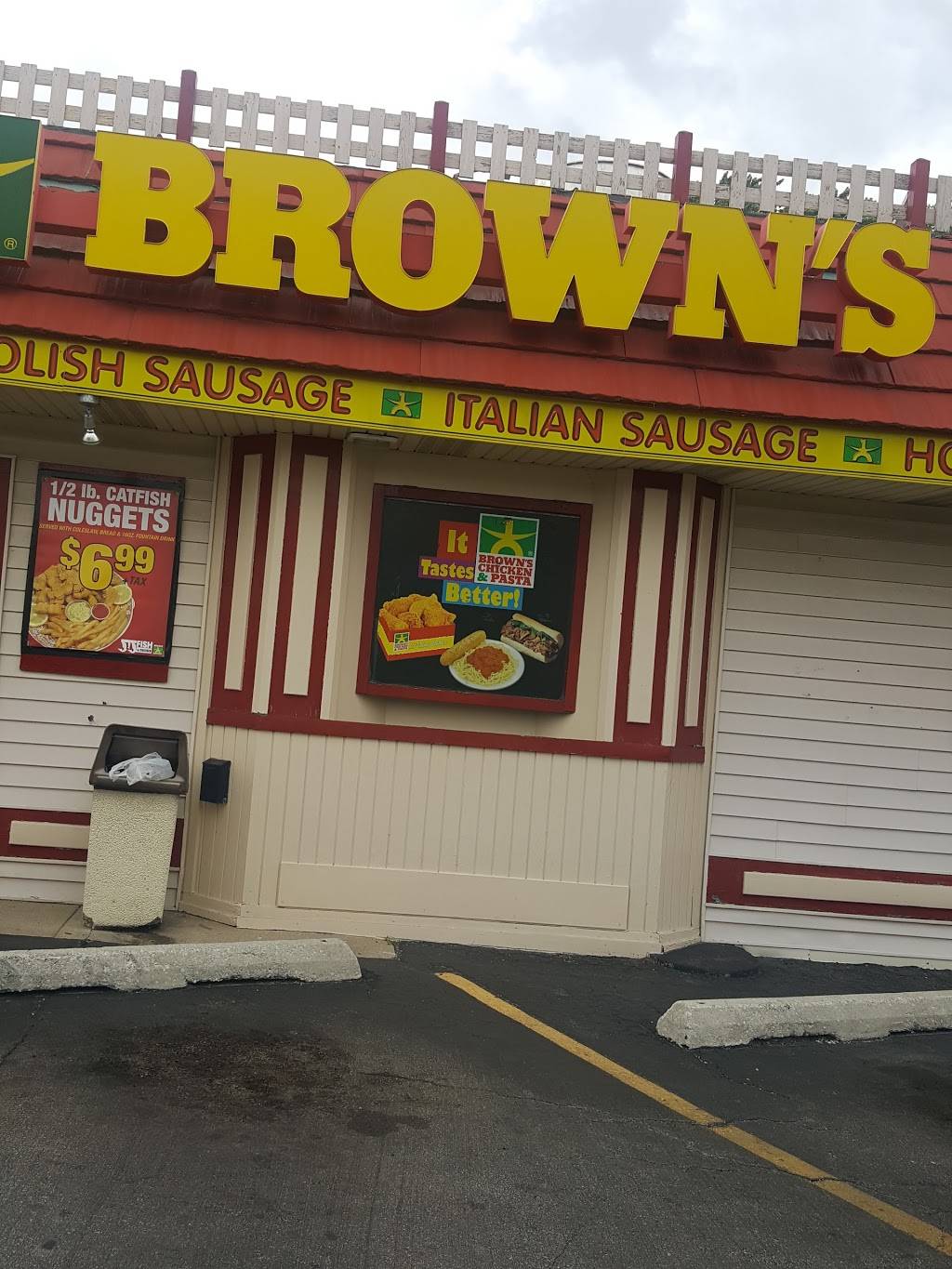Browns Chicken | restaurant | 2204, 3414 95th St, Evergreen Park, IL 60805, USA | 7086366888 OR +1 708-636-6888