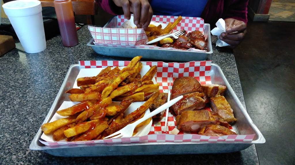 Grandpa Johns Rib Shack | restaurant | 2328 W Willow Knolls Dr, Peoria, IL 61614, USA | 3096899970 OR +1 309-689-9970