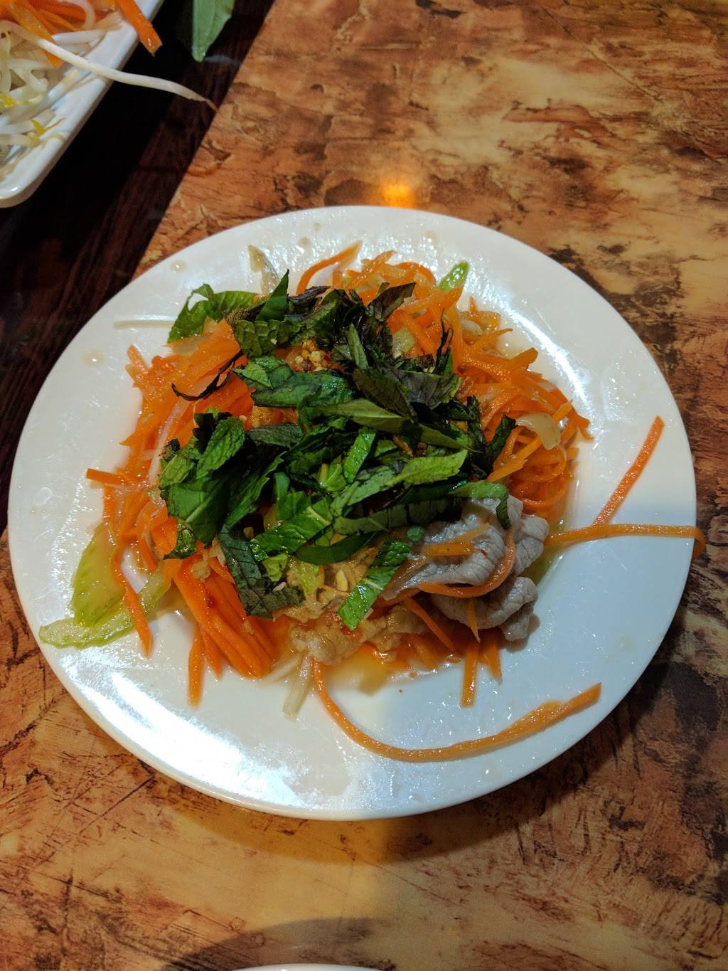 Huong Que HQ Dining | restaurant | 3005 Silver Creek Rd #152, San Jose, CA 95121, USA | 4085320430 OR +1 408-532-0430