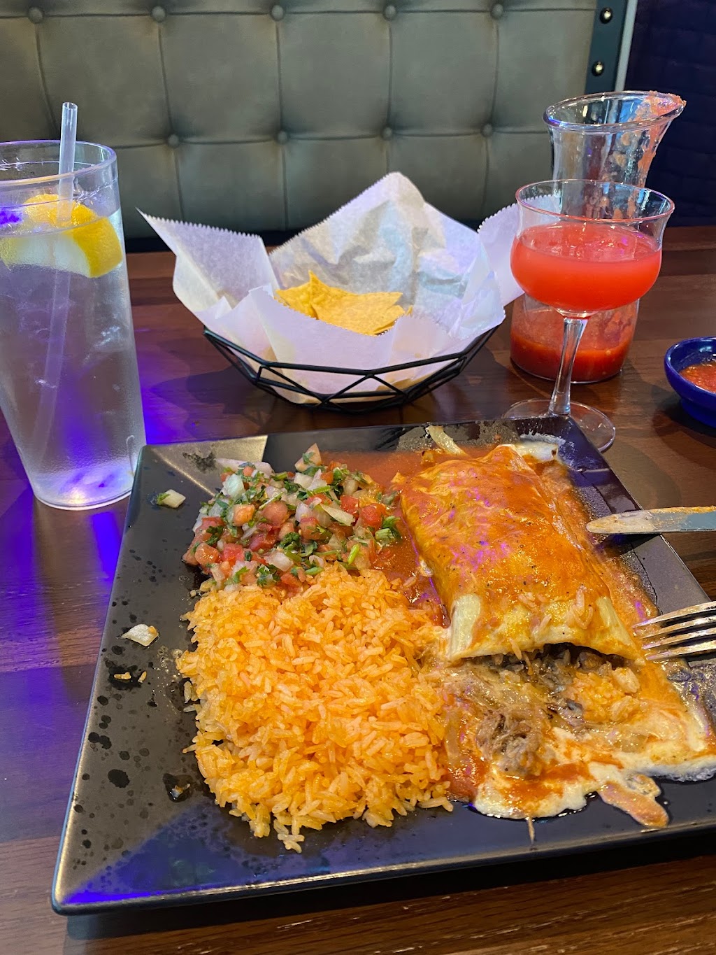 Fiesta Time Amigos | restaurant | 10401 Meeting St, Prospect, KY 40059, USA | 5023653327 OR +1 502-365-3327