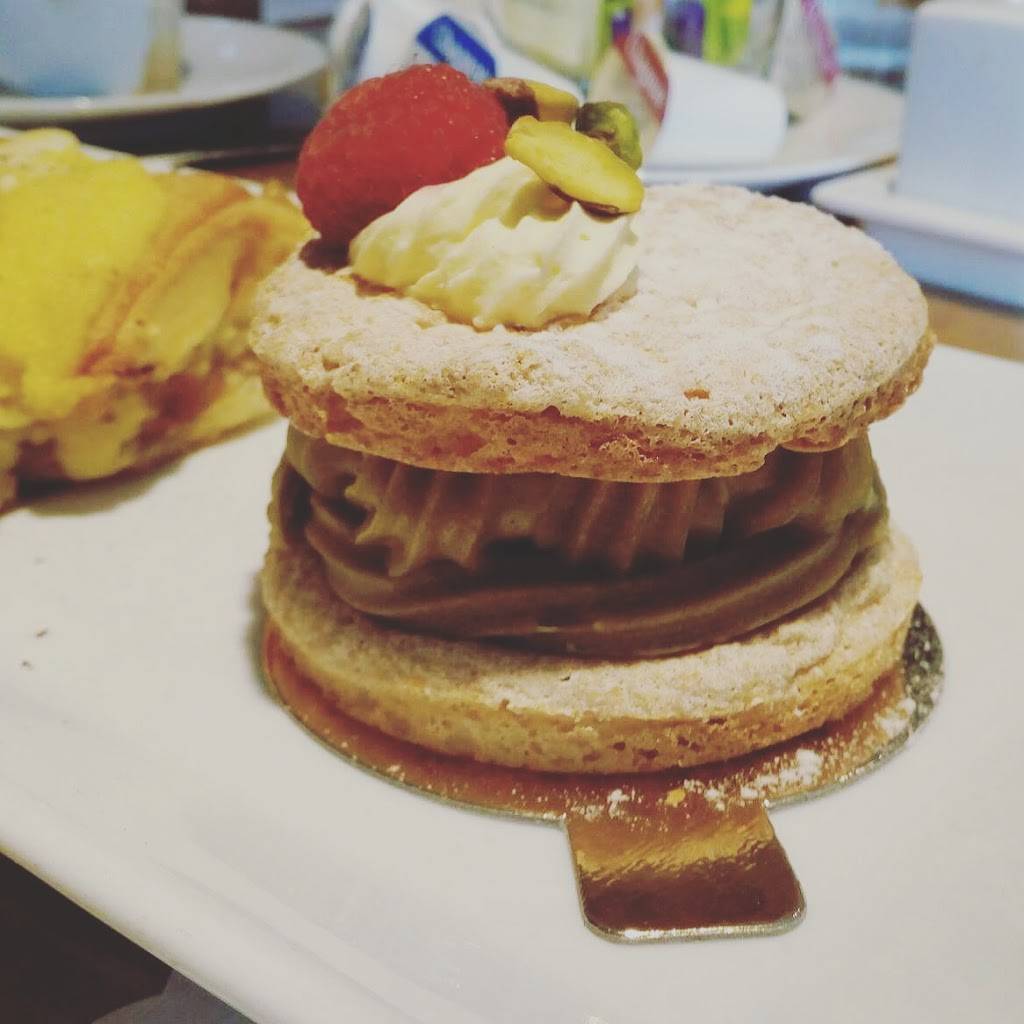 Boulangerie Pâtisserie Canael | bakery | 1389 Rue Shefford, Bromont, QC J2L 1E2, Canada | 4505340244 OR +1 450-534-0244