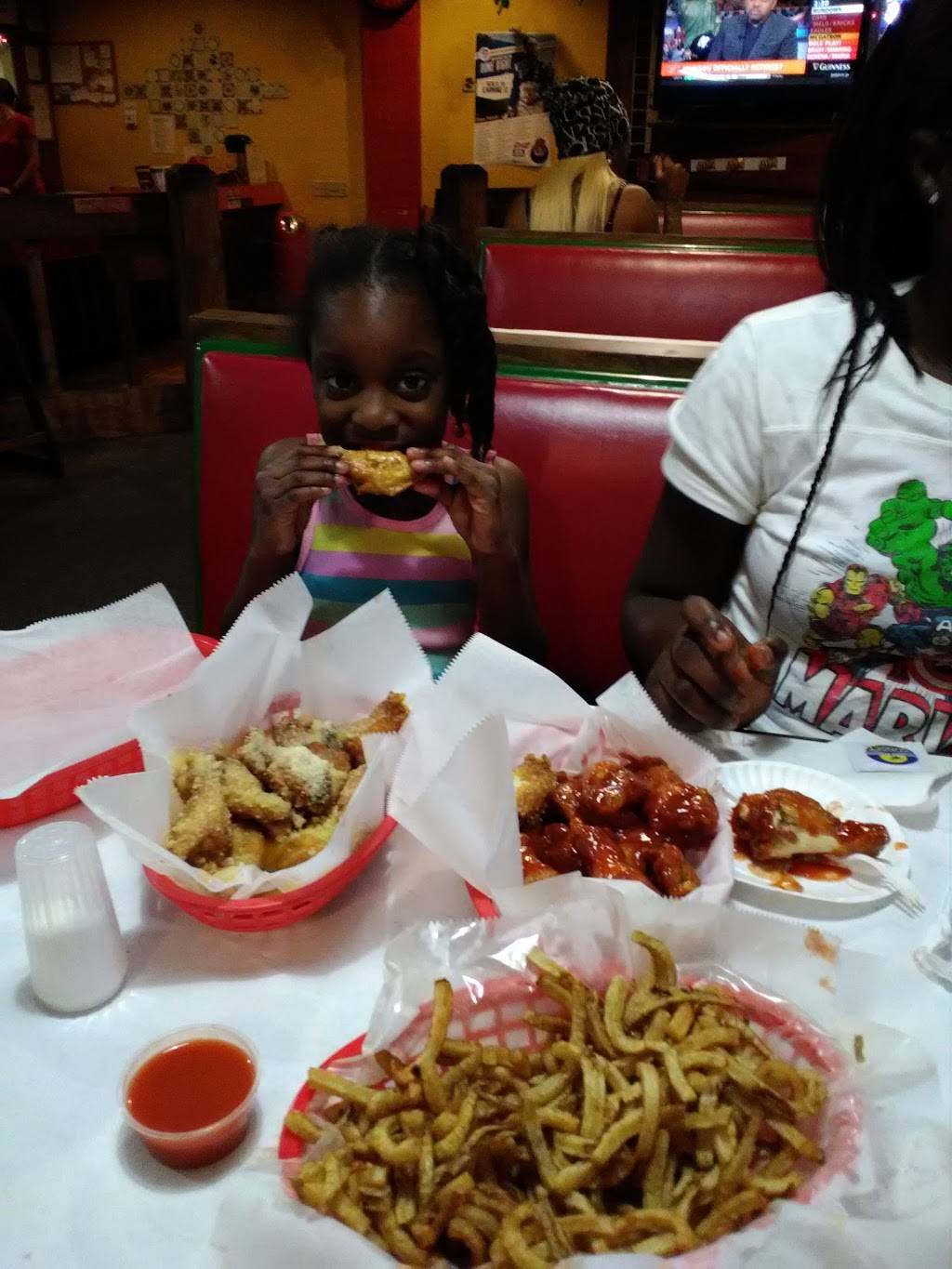 Wings & More Restaurant | meal takeaway | 2525 Davie Blvd, Fort Lauderdale, FL 33312, USA | 9547921630 OR +1 954-792-1630