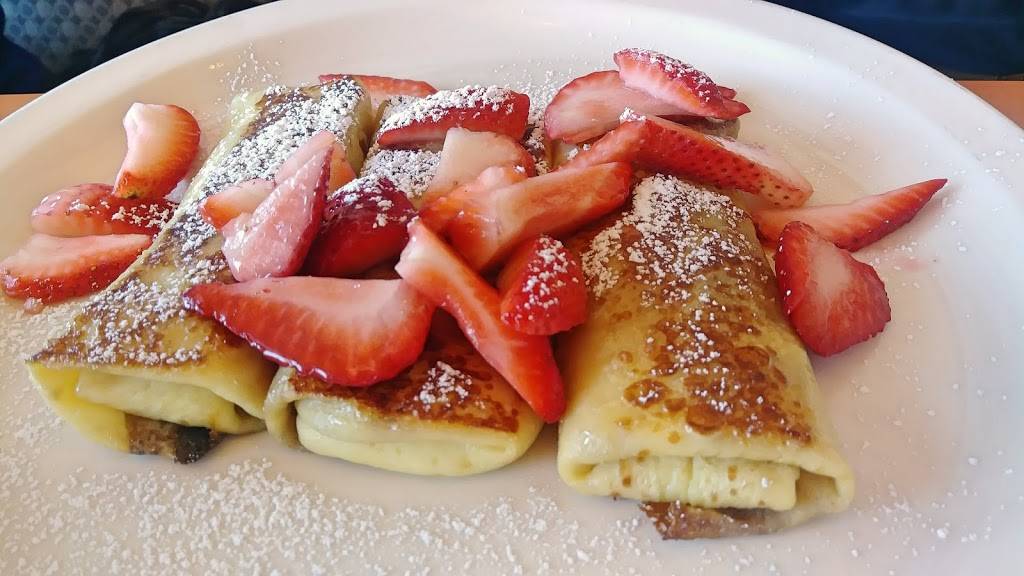 Apple Villa Famous Pancakes - Catering | restaurant | 1961 W Wilson St, Batavia, IL 60510, USA | 6304068022 OR +1 630-406-8022