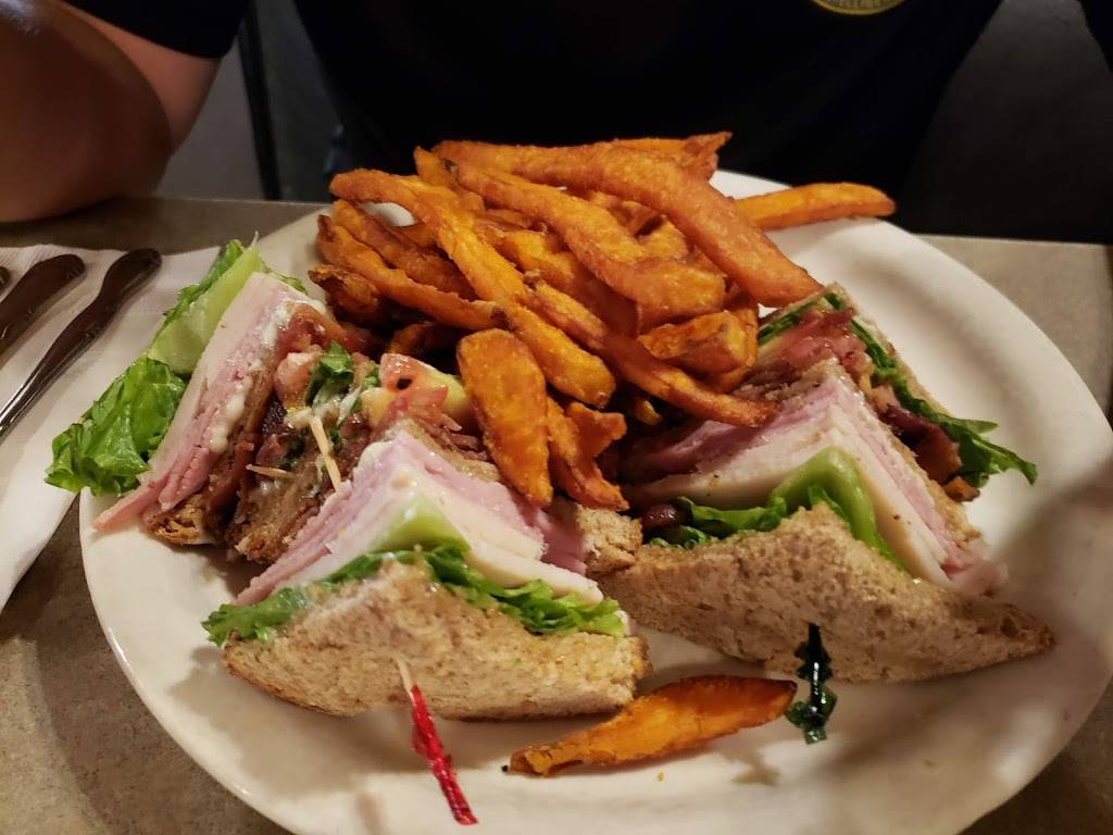 Perkos Cafe | restaurant | 4300 Waterloo Rd, Stockton, CA 95215, USA | 2099315611 OR +1 209-931-5611