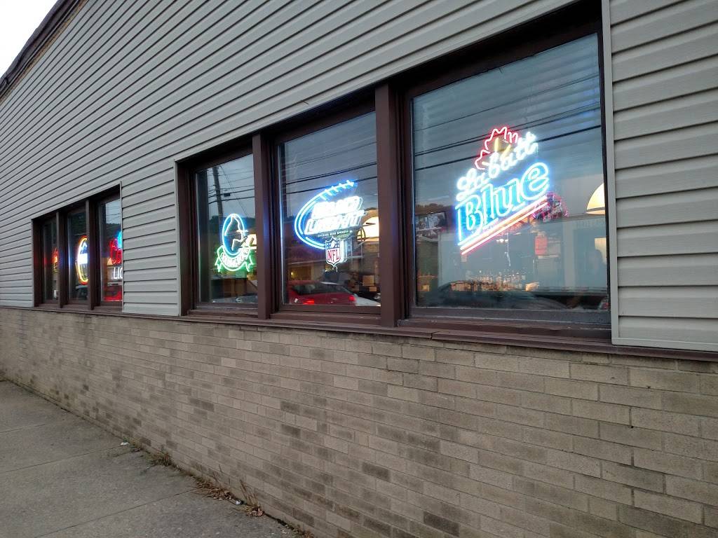 Aiellos | restaurant | 102 N Broad St, Ridgway, PA 15853, USA | 8147726767 OR +1 814-772-6767