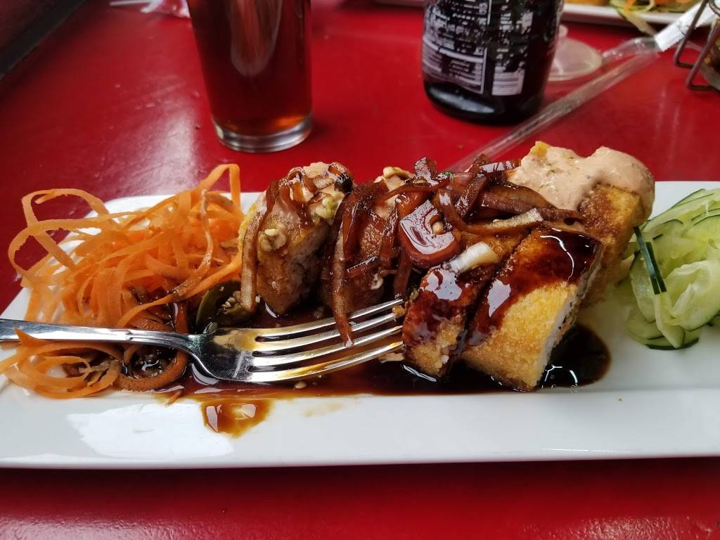 Sushi la postal cucapah | restaurant | Bulevar Cucapah s/n, Buenos Aires Nte., 22200 Tijuana, B.C., Mexico | 016643999665 OR +52 664 399 9665