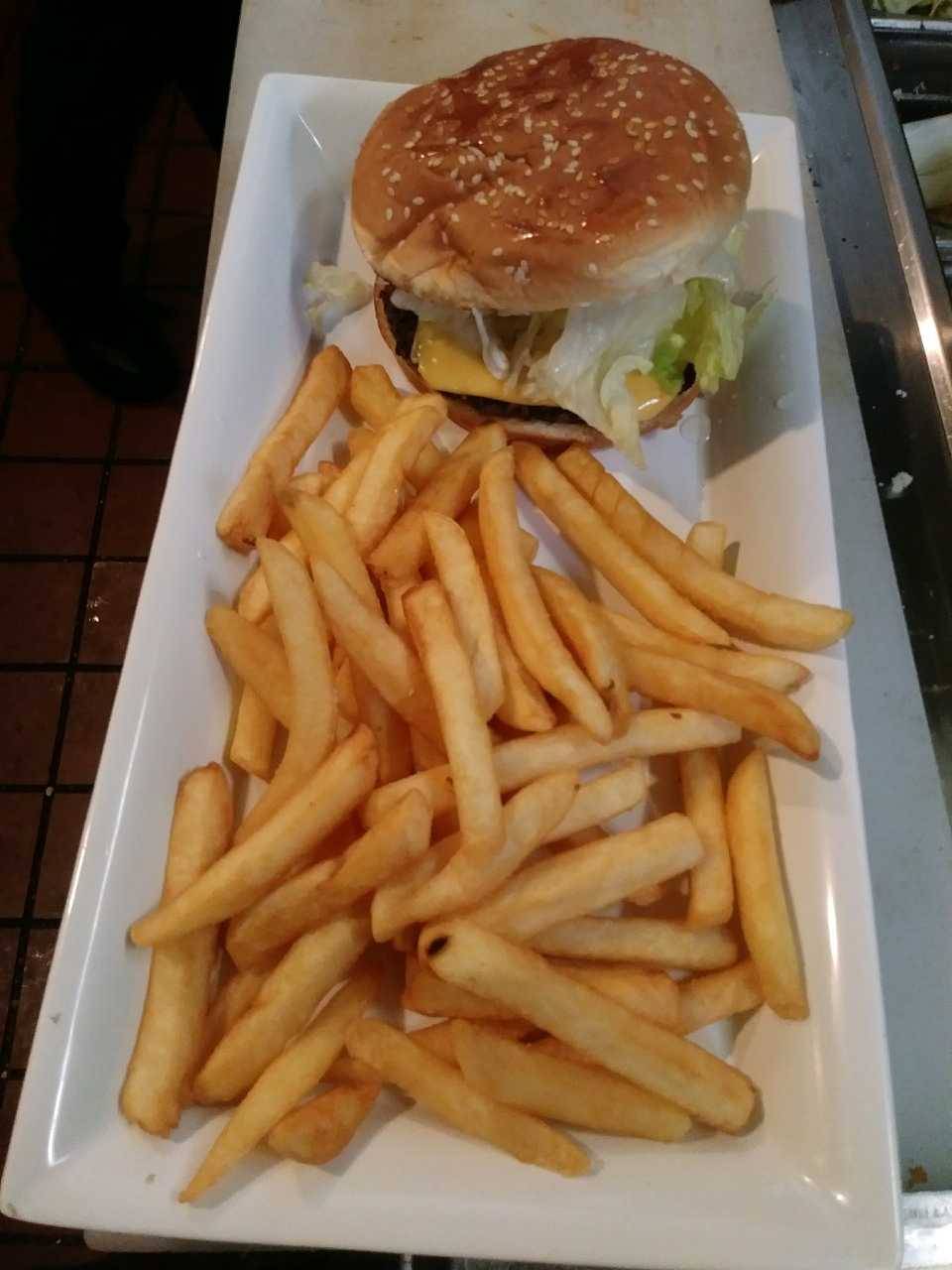 Mariscos el paraíso de Sinaloa | restaurant | 2398 University Ave, East Palo Alto, CA 94303, USA | 6502903176 OR +1 650-290-3176