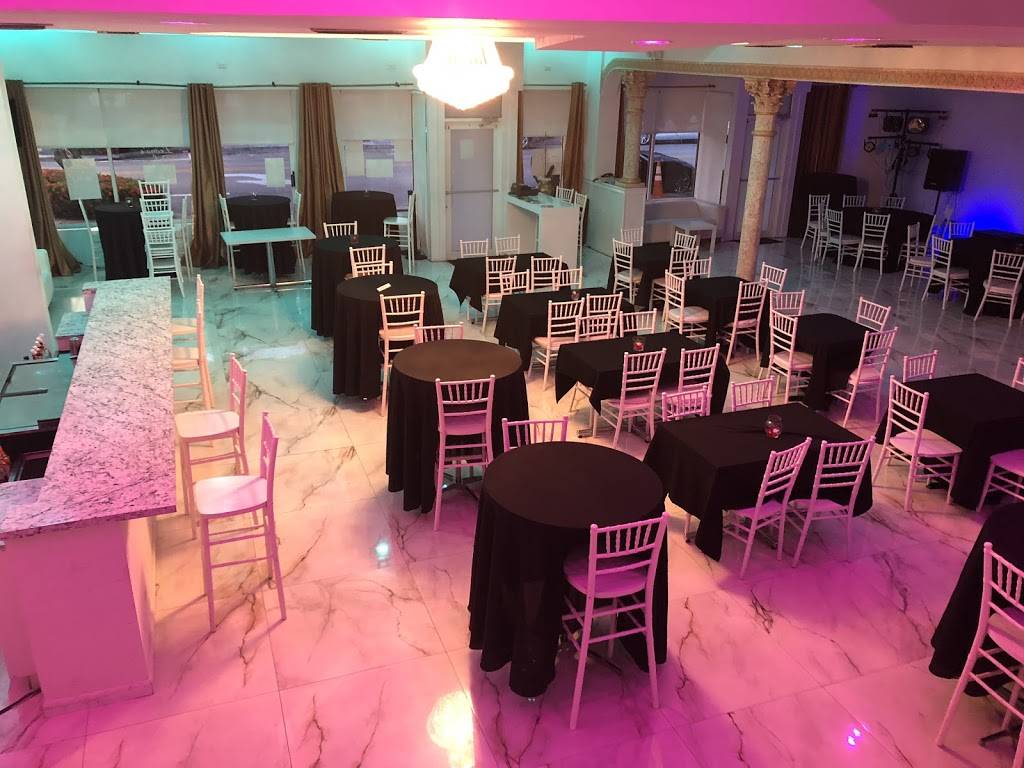 The Palace Hollywood | restaurant | 2029 Harrison St, Hollywood, FL 33020, USA | 9543429035 OR +1 954-342-9035