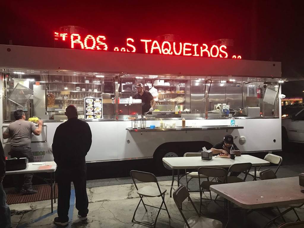 Taqueiros Ming | restaurant | 3698 Ming Ave, Bakersfield, CA 93309, USA | 6618086336 OR +1 661-808-6336