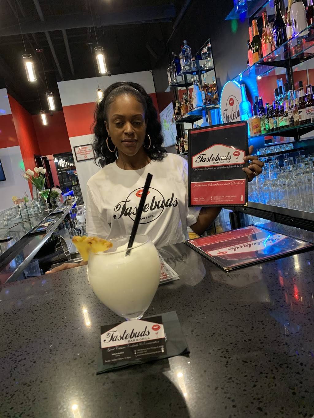 Tastebuds Bar & Grill | restaurant | 7300 N Western Ave, Chicago, IL 60645, USA | 7732937567 OR +1 773-293-7567