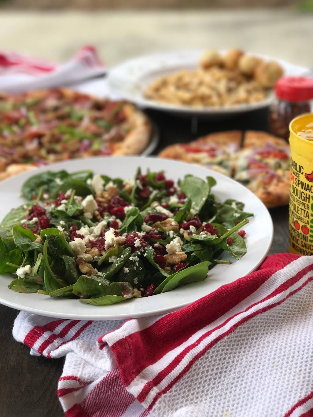 Rotolos Pizzeria | restaurant | 8970 S Broadway Ave #148, Tyler, TX 75703, USA | 9035618805 OR +1 903-561-8805