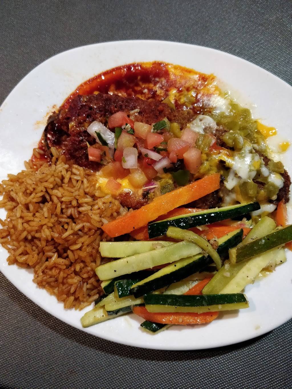 Blue Adobe Santa Fe Grille | restaurant | 884 E Williams Field Rd, Gilbert, AZ 85295, USA | 4803068050 OR +1 480-306-8050