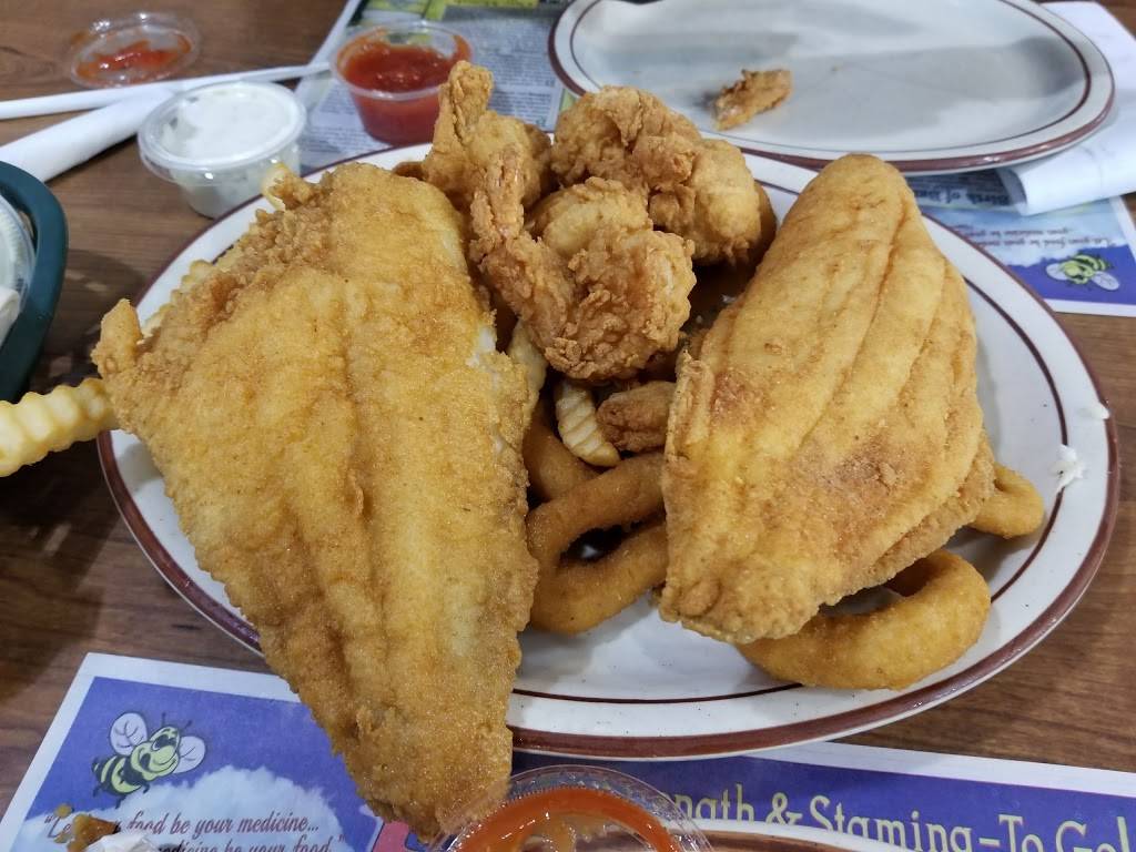 Tides Inn Steak & Seafood | restaurant | 3927 W Gate City Blvd # A, Greensboro, NC 27407, USA | 3368525845 OR +1 336-852-5845