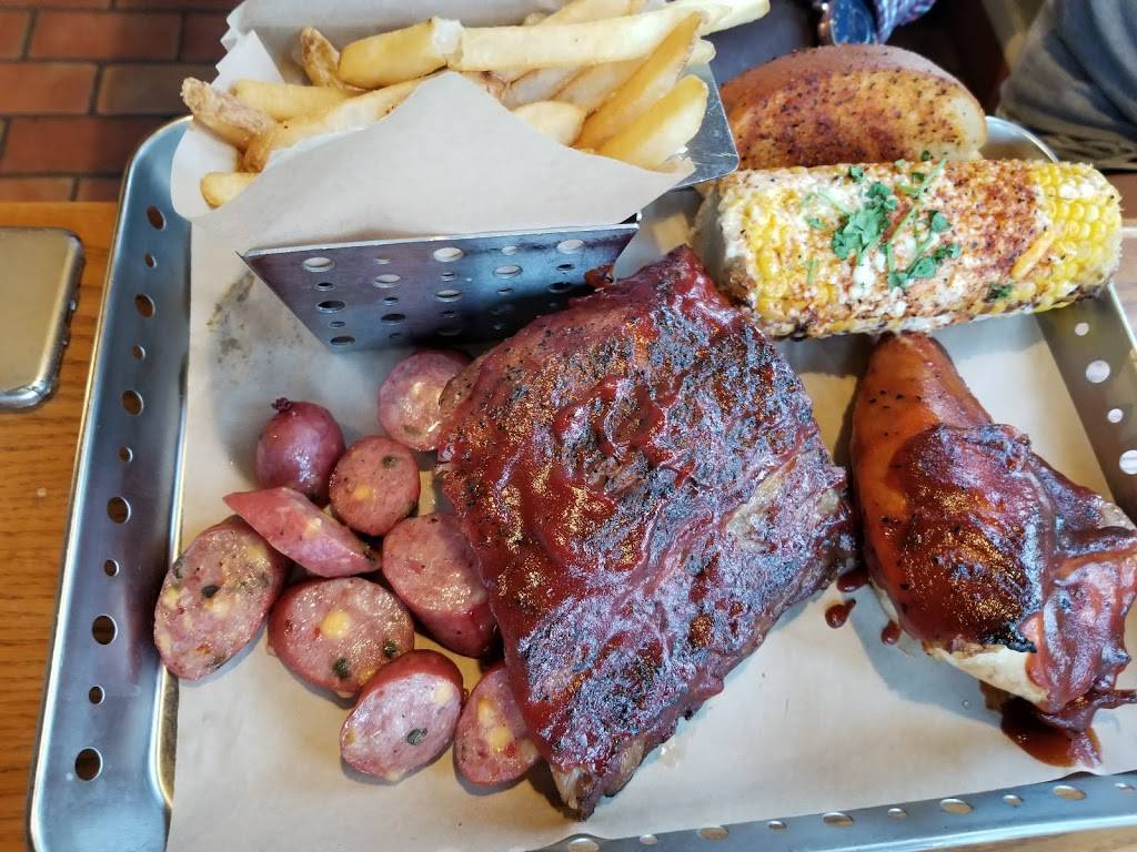 Chilis Grill & Bar | restaurant | 772 E Millsap Rd, Fayetteville, AR 72703, USA | 4795219921 OR +1 479-521-9921