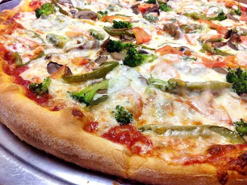 Pepinos Pizza | restaurant | 2901 Concord Rd, Aston, PA 19014, USA | 6104943535 OR +1 610-494-3535