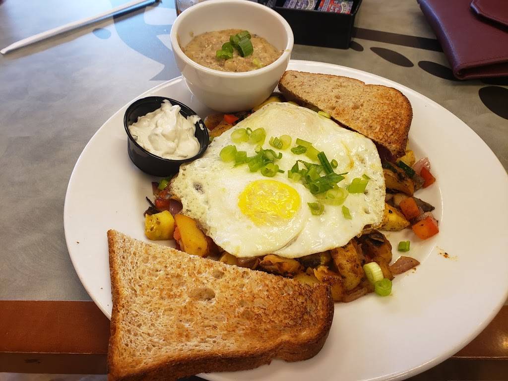 Bayside Restaurant | restaurant | 3890 Charlevoix Ave #290, Petoskey, MI 49770, USA | 2316228298 OR +1 231-622-8298