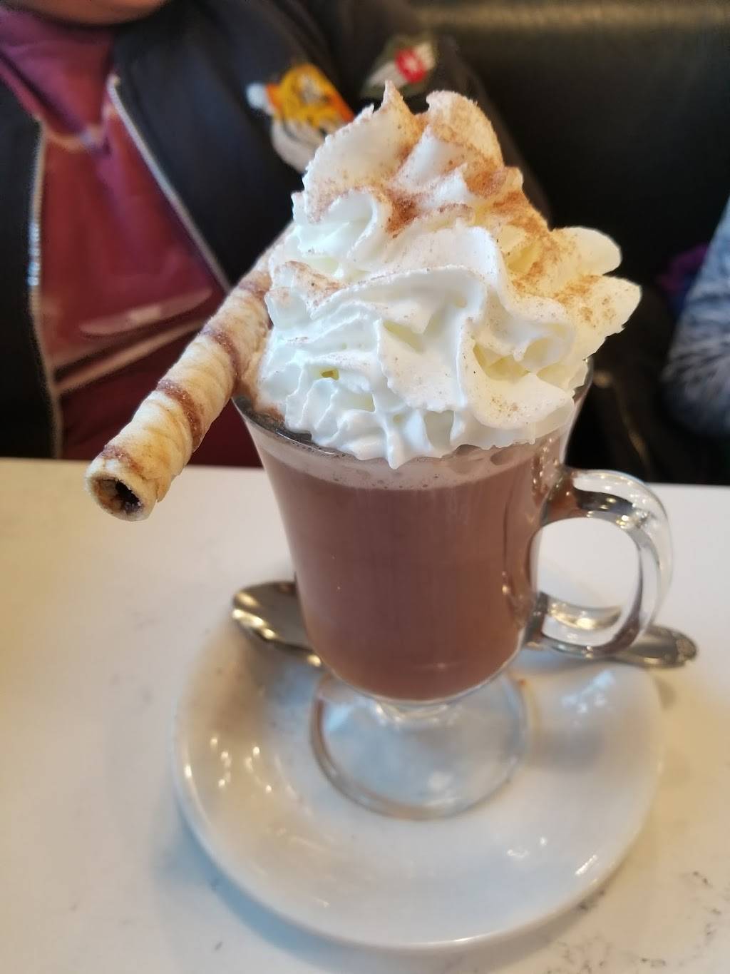 Tastys | cafe | 58-02 Myrtle Ave, Ridgewood, NY 11385, USA | 7184560954 OR +1 718-456-0954