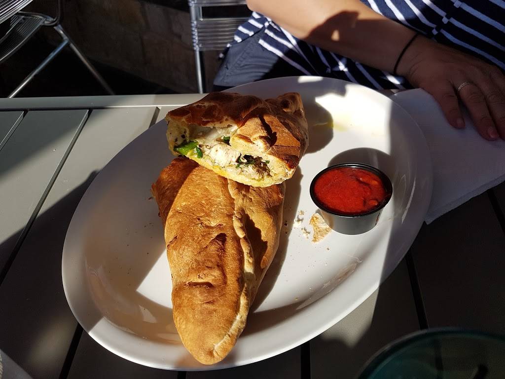 Pizza Plant Italian Pub - Canalside | meal takeaway | 125 Main St #110, Buffalo, NY 14203, USA | 7166265566 OR +1 716-626-5566