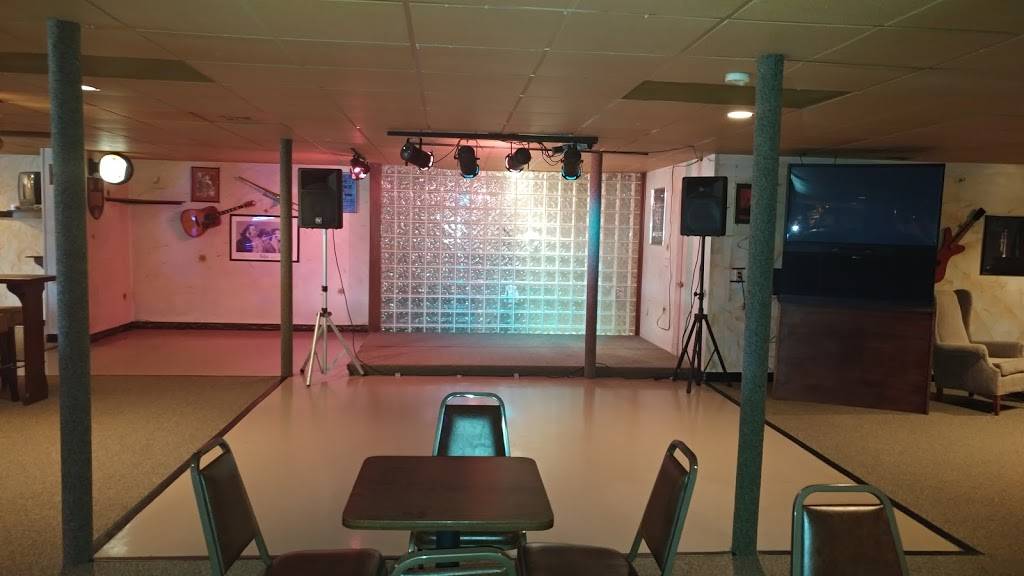 Lobster Trap Pub | restaurant | 125 Main St, Essex, MA 01929, USA | 9787686451 OR +1 978-768-6451