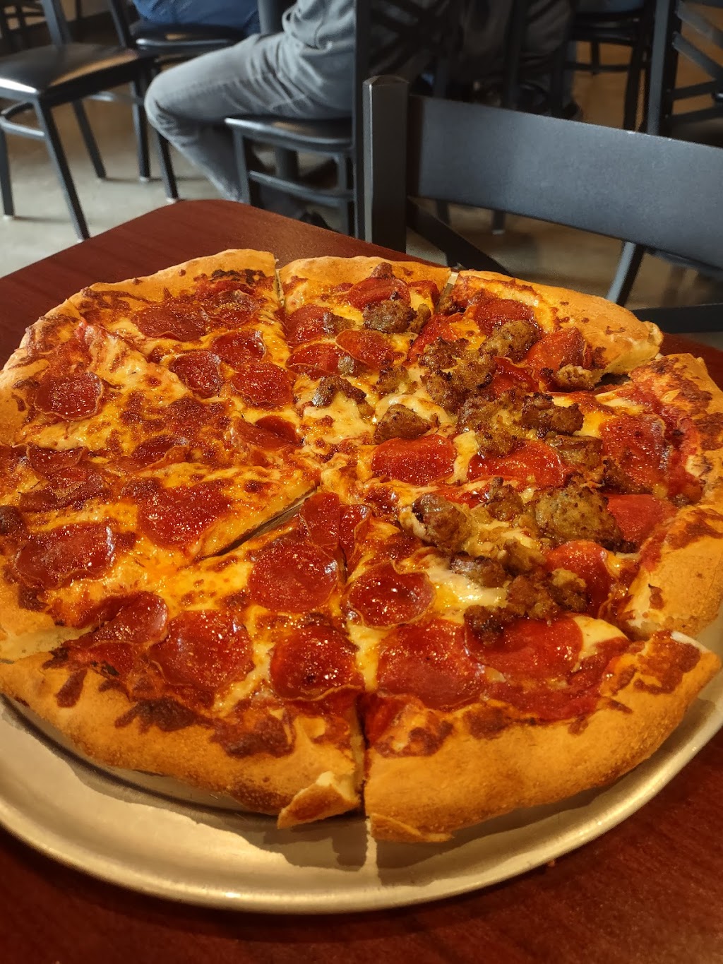 Pizza Factory | restaurant | 1227 N Goerig St, Woodland, WA 98674, USA | 3602254664 OR +1 360-225-4664