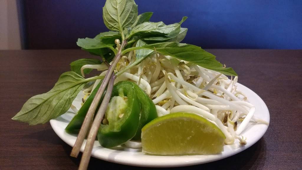 Pho Bulous | restaurant | 4167, 3409 S Broadway #700, Edmond, OK 73013, USA | 4054755599 OR +1 405-475-5599