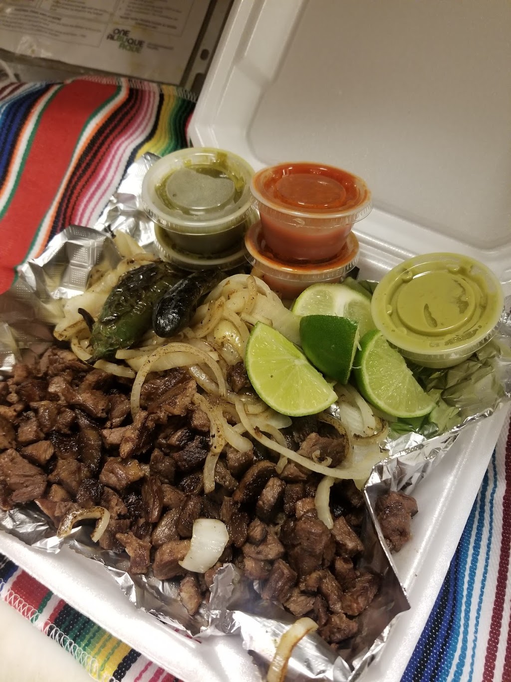 TACOMANIA | restaurant | Alta Vista Plaza, 806 Old Coors Dr SW suite G, Albuquerque, NM 87121, USA | 5053224570 OR +1 505-322-4570