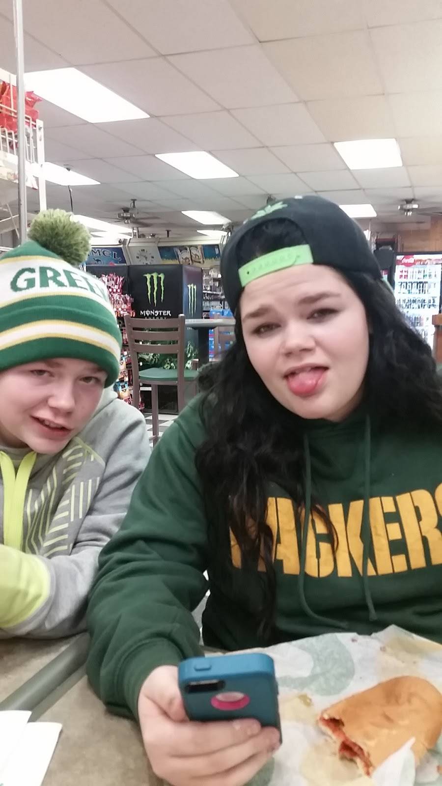 Subway | restaurant | 14077 St, M-28, Newberry, MI 49868, USA | 9062935856 OR +1 906-293-5856