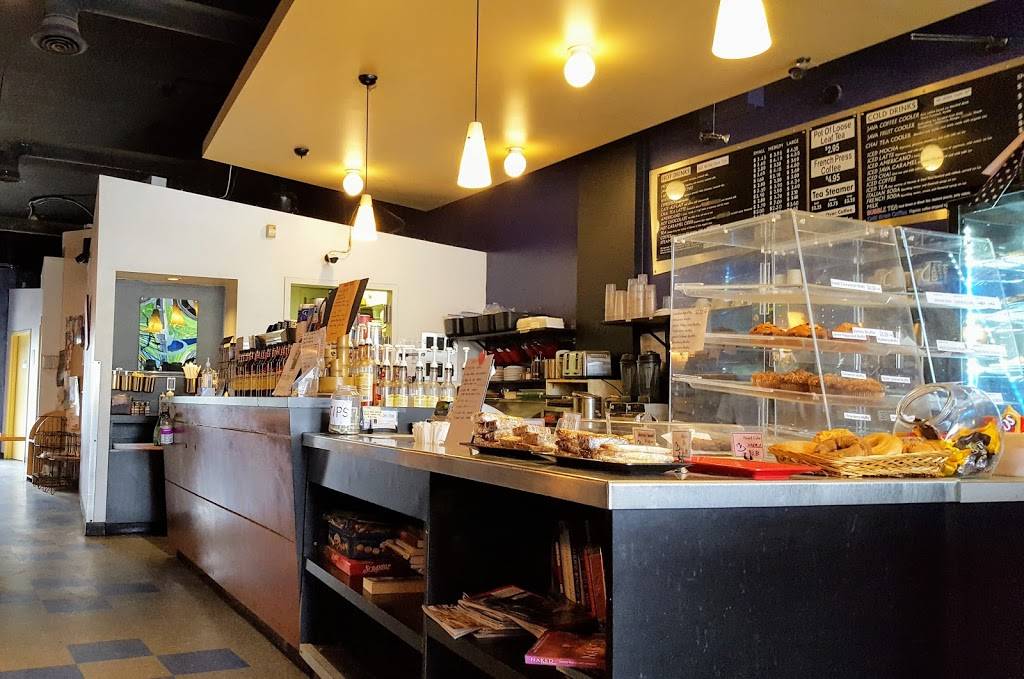 Java Hutt | cafe | 165 W Nine Mile Rd, Ferndale, MI 48220, USA | 2485422438 OR +1 248-542-2438