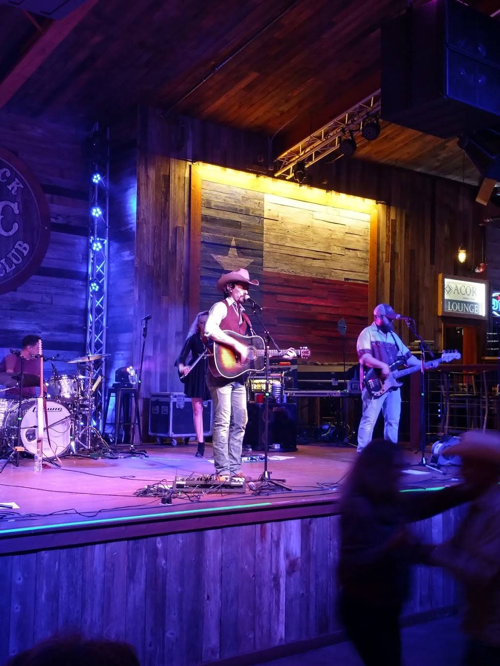 Republic BBQ & RCC | restaurant | 11110 W Airport Blvd, Stafford, TX 77477, USA | 7139991000 OR +1 713-999-1000