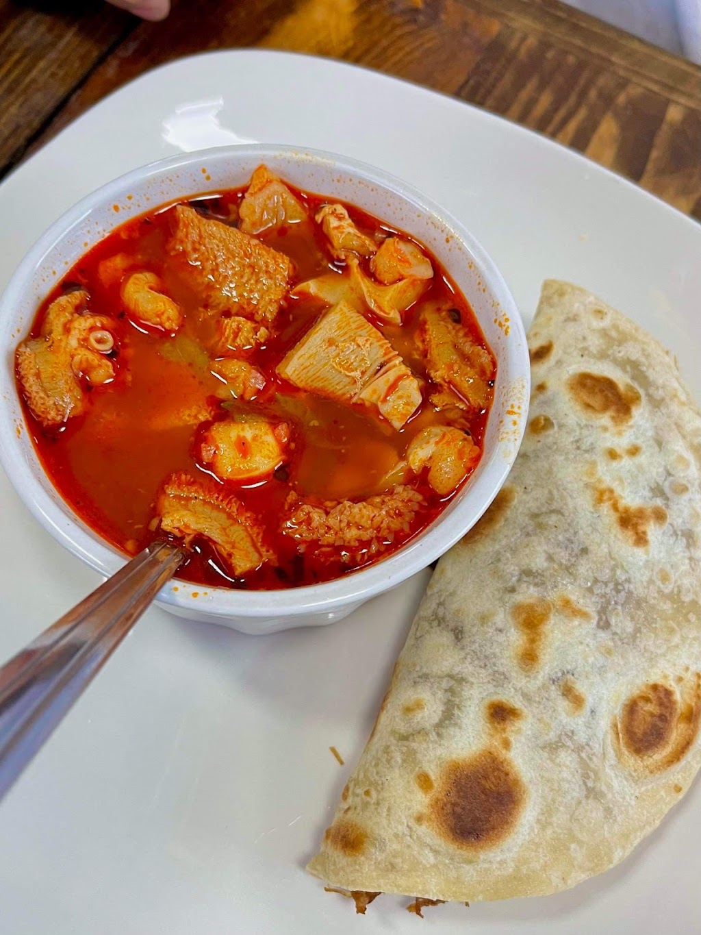 La Cocina de Pilar - Restaurante Mexicano | restaurant | 2810 San Bernardo Ave, Laredo, TX 78040, USA | 9562904592 OR +1 956-290-4592