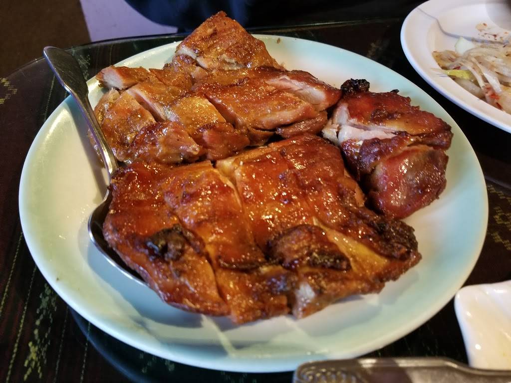 Viengthong Restaurant | restaurant | 2820 Martin Luther King Jr Way S, Seattle, WA 98144, USA | 2067253884 OR +1 206-725-3884