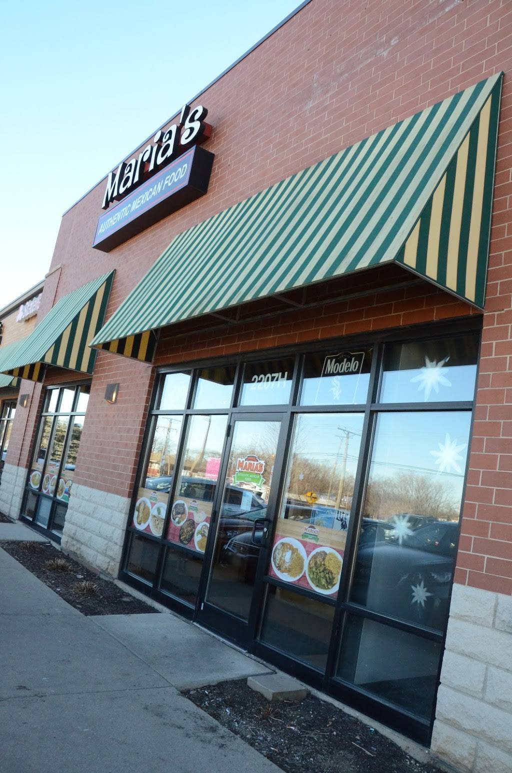 Marias Authentic Mexican Food | restaurant | 2207 US-12 H, Spring Grove, IL 60081, USA | 8155810117 OR +1 815-581-0117