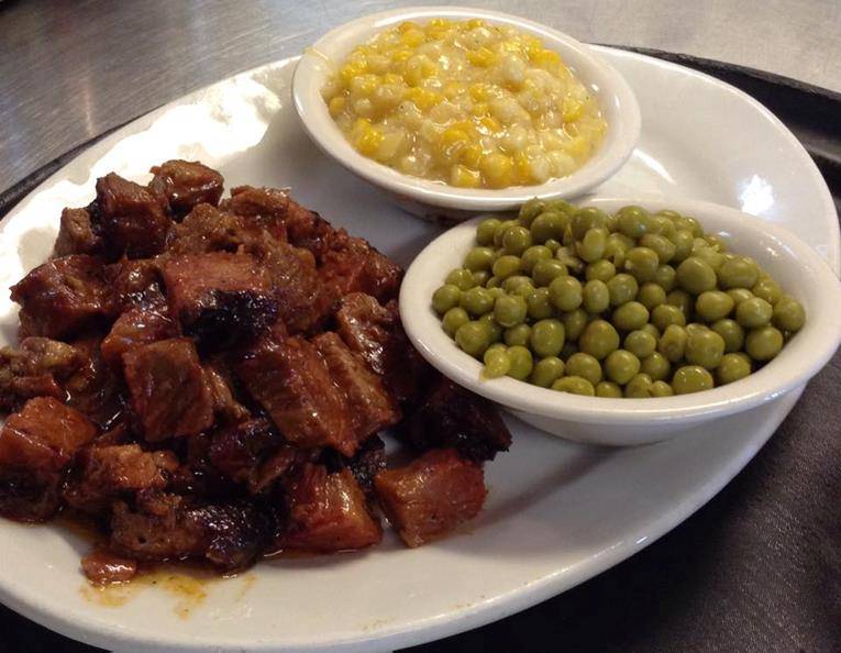 Pig & Chick | restaurant | TN-66, Rogersville, TN 37857, USA | 4232724448 OR +1 423-272-4448