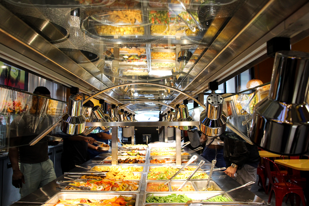 Smokey Island Grille | restaurant | 260 E 161st St, Bronx, NY 10451, USA | 7186841476 OR +1 718-684-1476