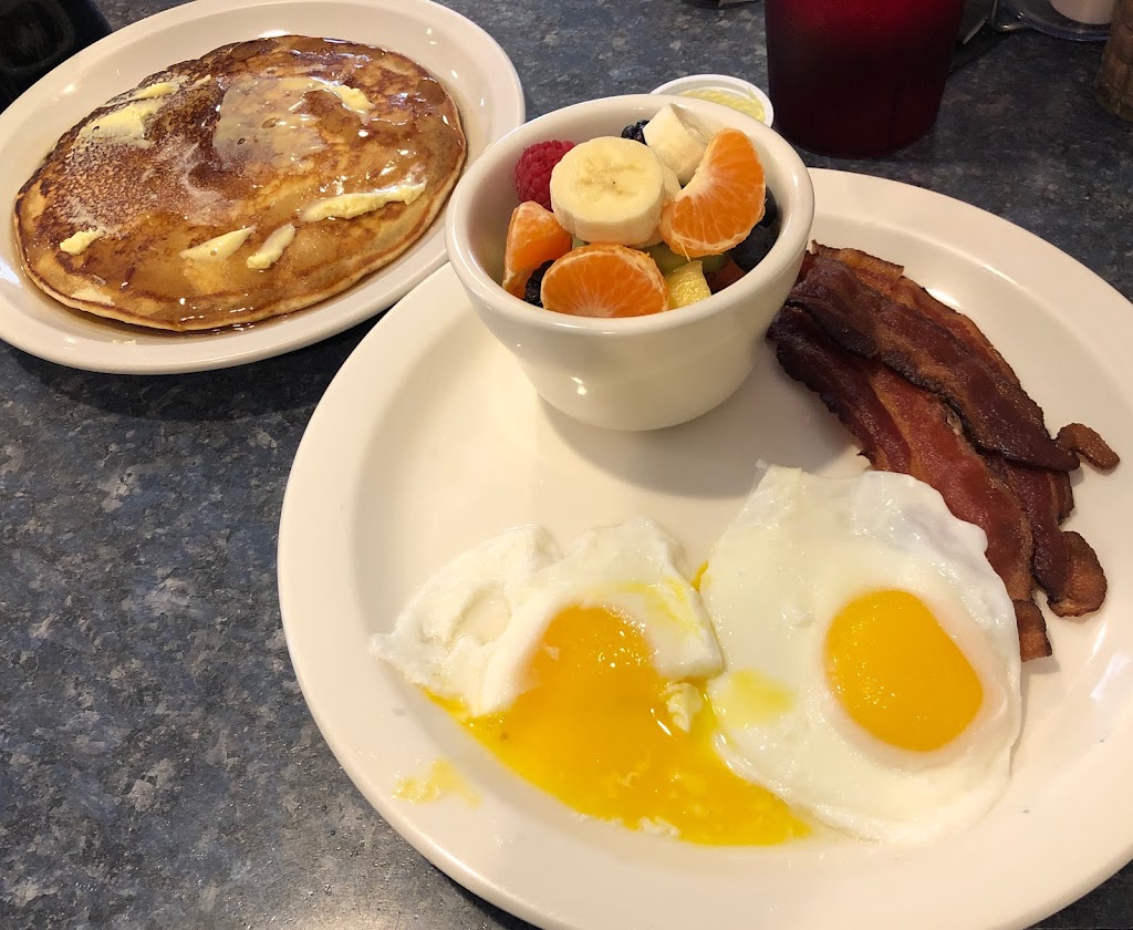 Debras Good Eats | restaurant | 198 Carmona Rd # 7, Hot Springs Village, AR 71909, USA | 5019846677 OR +1 501-984-6677