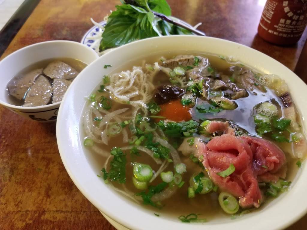 Pho City | restaurant | 12123 Darnestown Rd, Gaithersburg, MD 20878, USA | 3019900418 OR +1 301-990-0418