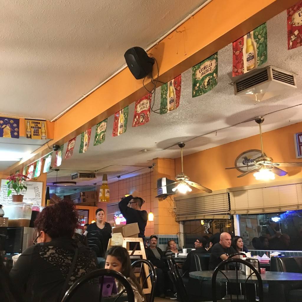 Tudys Taqueria | restaurant | 1027 W 6th St, Corona, CA 92882, USA | 9517379129 OR +1 951-737-9129