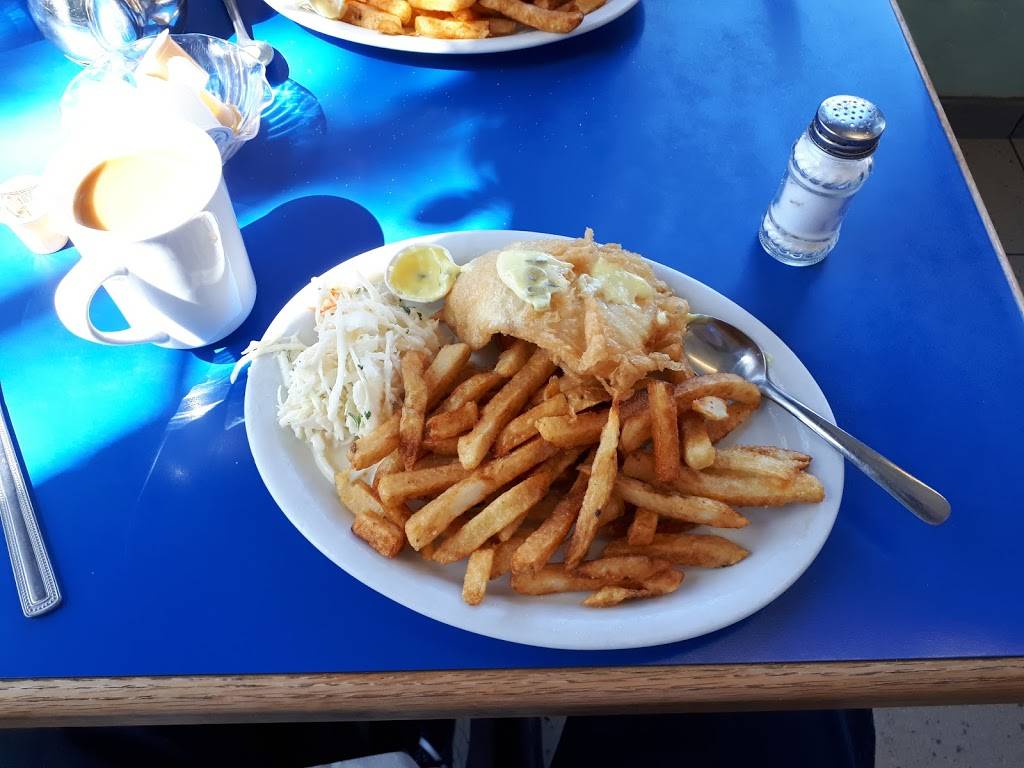 Captain Georges Fish & Chips | restaurant | 23 Mill St S, Port Hope, ON L1A 2S6, Canada | 9058855444 OR +1 905-885-5444