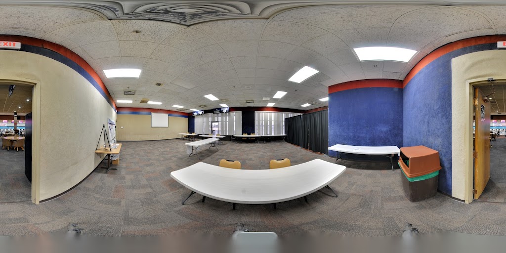 Columbus Square Bowling Palace | restaurant | 5707 Forest Hills Blvd, Columbus, OH 43231, USA | 6148951122 OR +1 614-895-1122