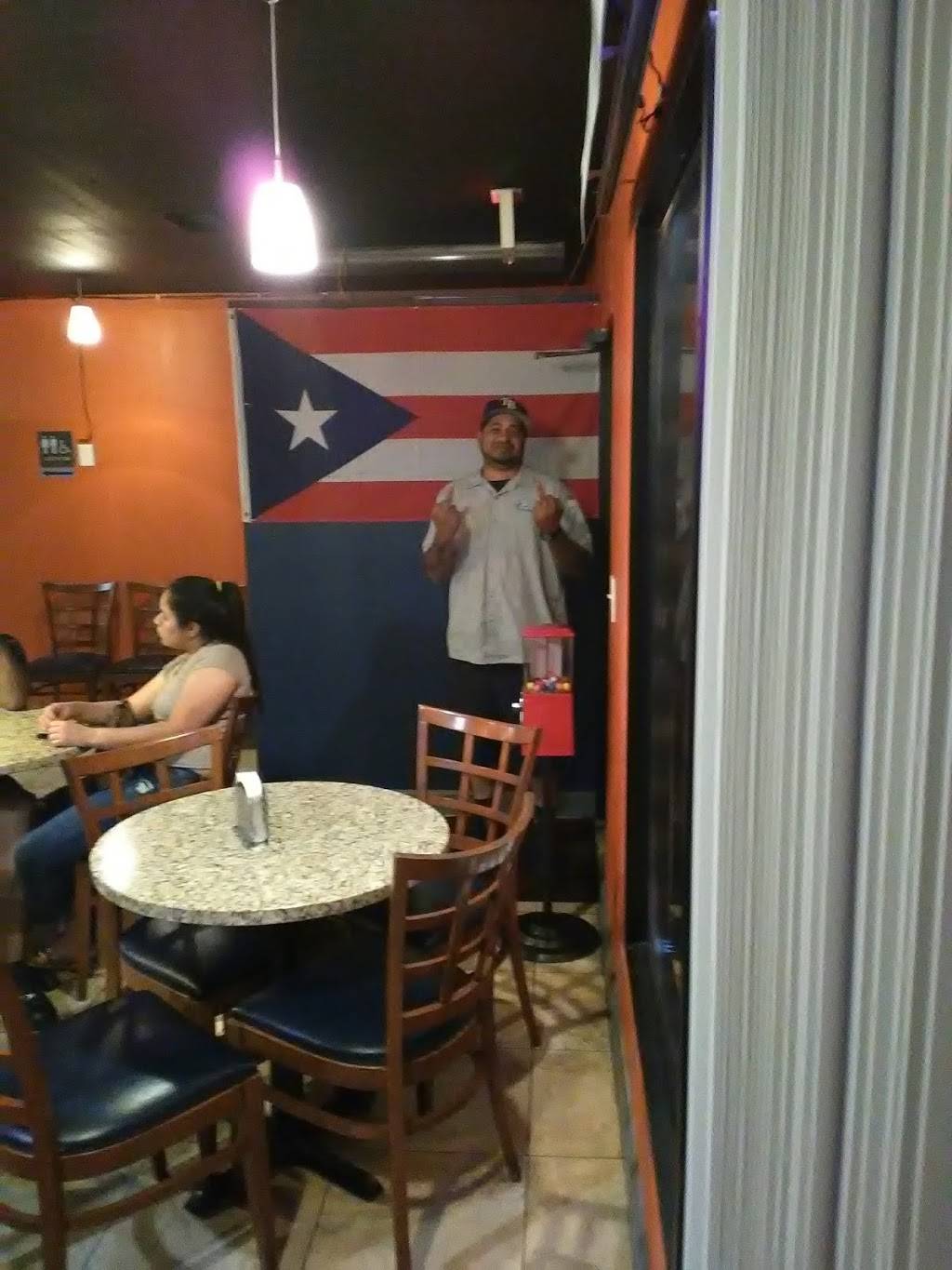 El Chinchorro Latino | restaurant | 7921 N Armenia Ave, Tampa, FL 33604, USA | 8139158688 OR +1 813-915-8688