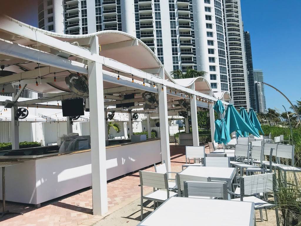 Gilis Beach Club | restaurant | 18001 Collins Ave, Sunny Isles Beach, FL 33160, USA | 3056925777 OR +1 305-692-5777