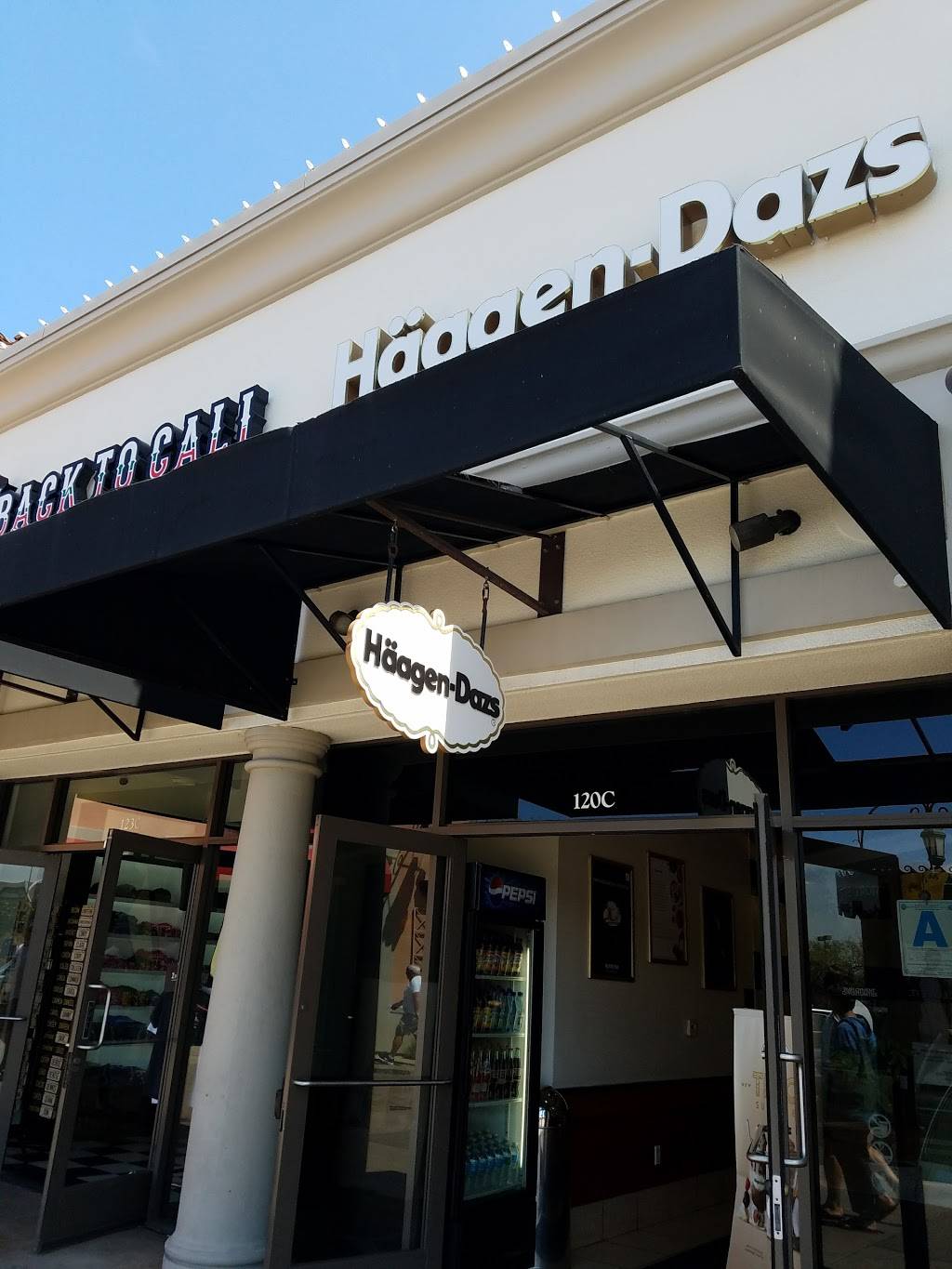 Haagen-Dazs | restaurant | #120C, 5620 Paseo Del Norte, Carlsbad, CA 92008, USA | 8007670120 OR +1 800-767-0120