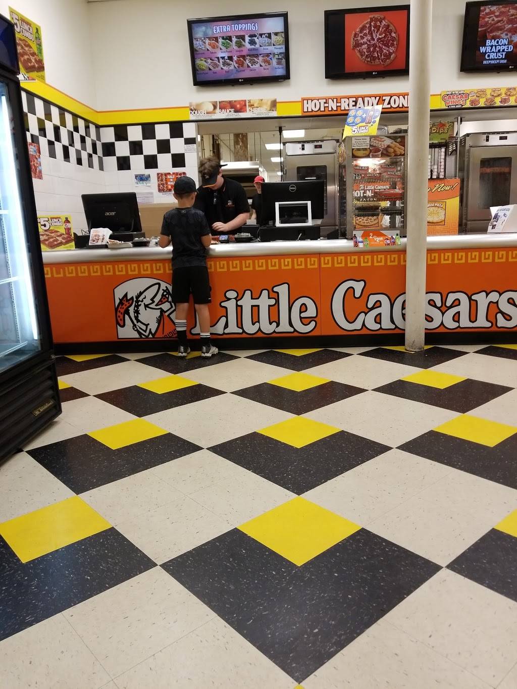 Little Caesars Pizza | meal takeaway | 306 N Main St, Rochester, NH 03867, USA | 6039481066 OR +1 603-948-1066