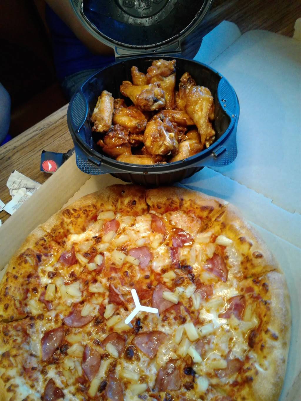 Pizza Hut | restaurant | 23430 Lyons Ave, Newhall, CA 91321, USA | 6612598983 OR +1 661-259-8983